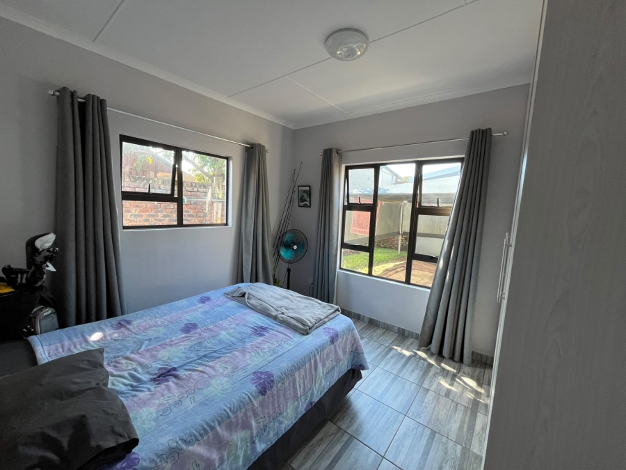 2 Bedroom Property for Sale in Cosy Corner Eastern Cape